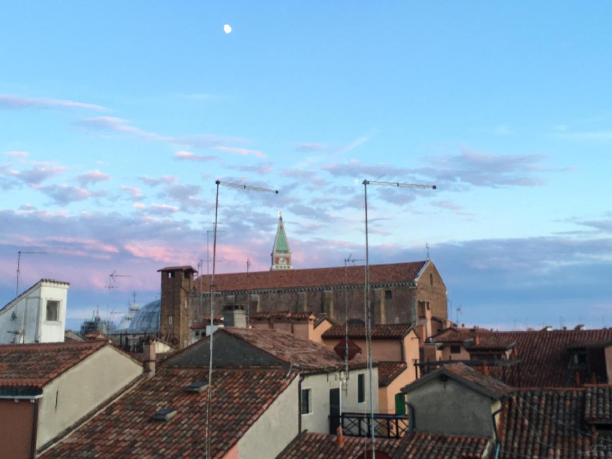 Lion Rooftop Apartments Venice Novita' ภายนอก รูปภาพ